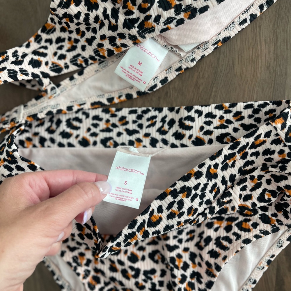 Xhilaration High Waisted Cheetah Ribbed Bikini - Picture 3 of 12